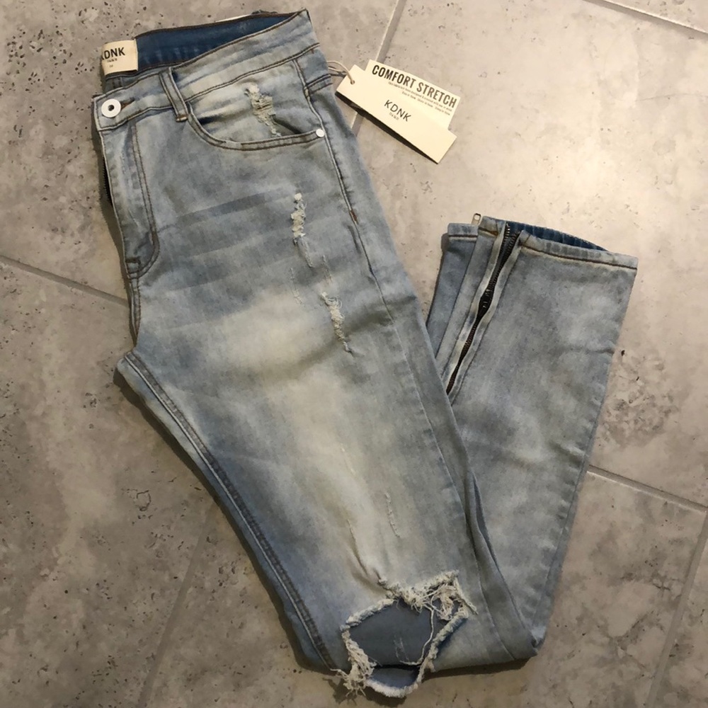 Light washed Distressed Denim